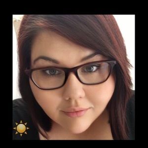 Meet your Posher, Mandy